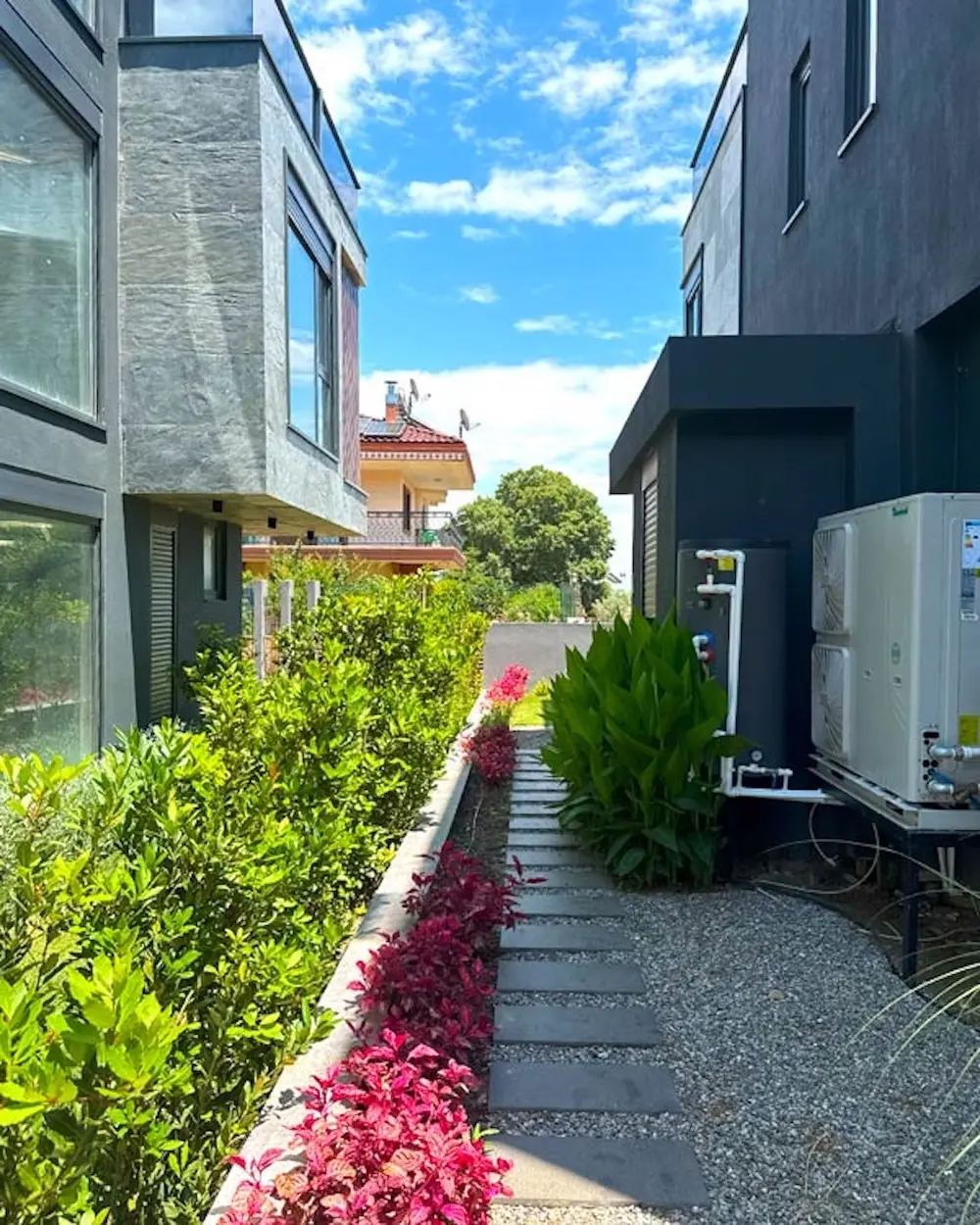 Home in Side